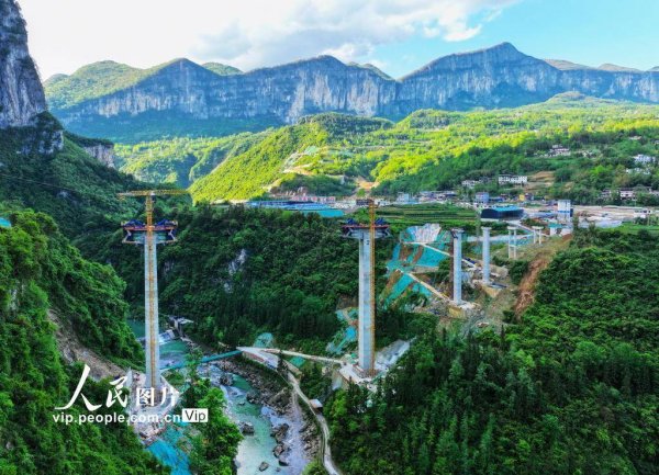 湖北恩施：姚家平水利枢纽工程建设如火如荼