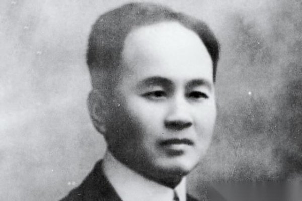 别被课本骗了！毛主席在北大真正的职称不是管理员，而是这两个字