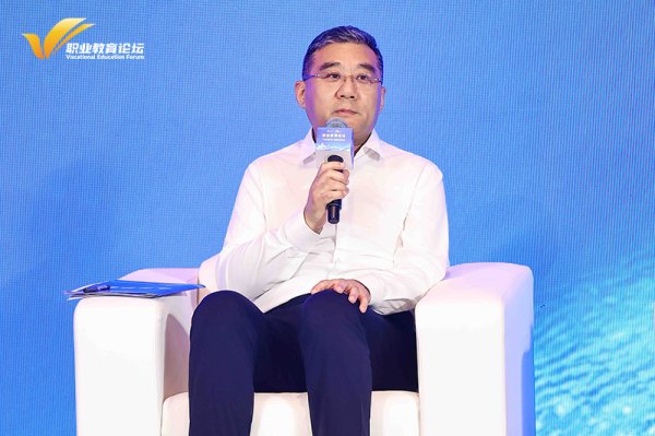 曹爱民：推进教学关键要素改革 培育高素质技能人才