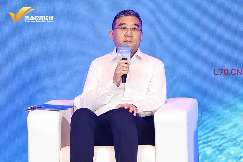 济南护理职业学院党委副书记、院长曹爱民